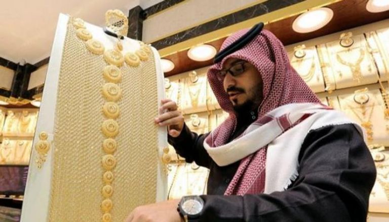 أسعار الذهب اليوم في السعودية الاثنين 3 أكتوبر 2022 .. تألق مبكر
